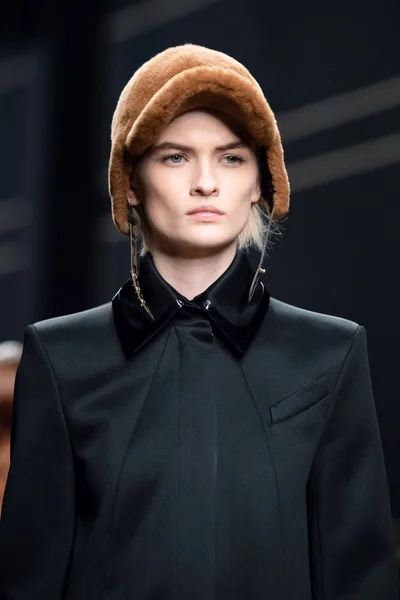 Look 91